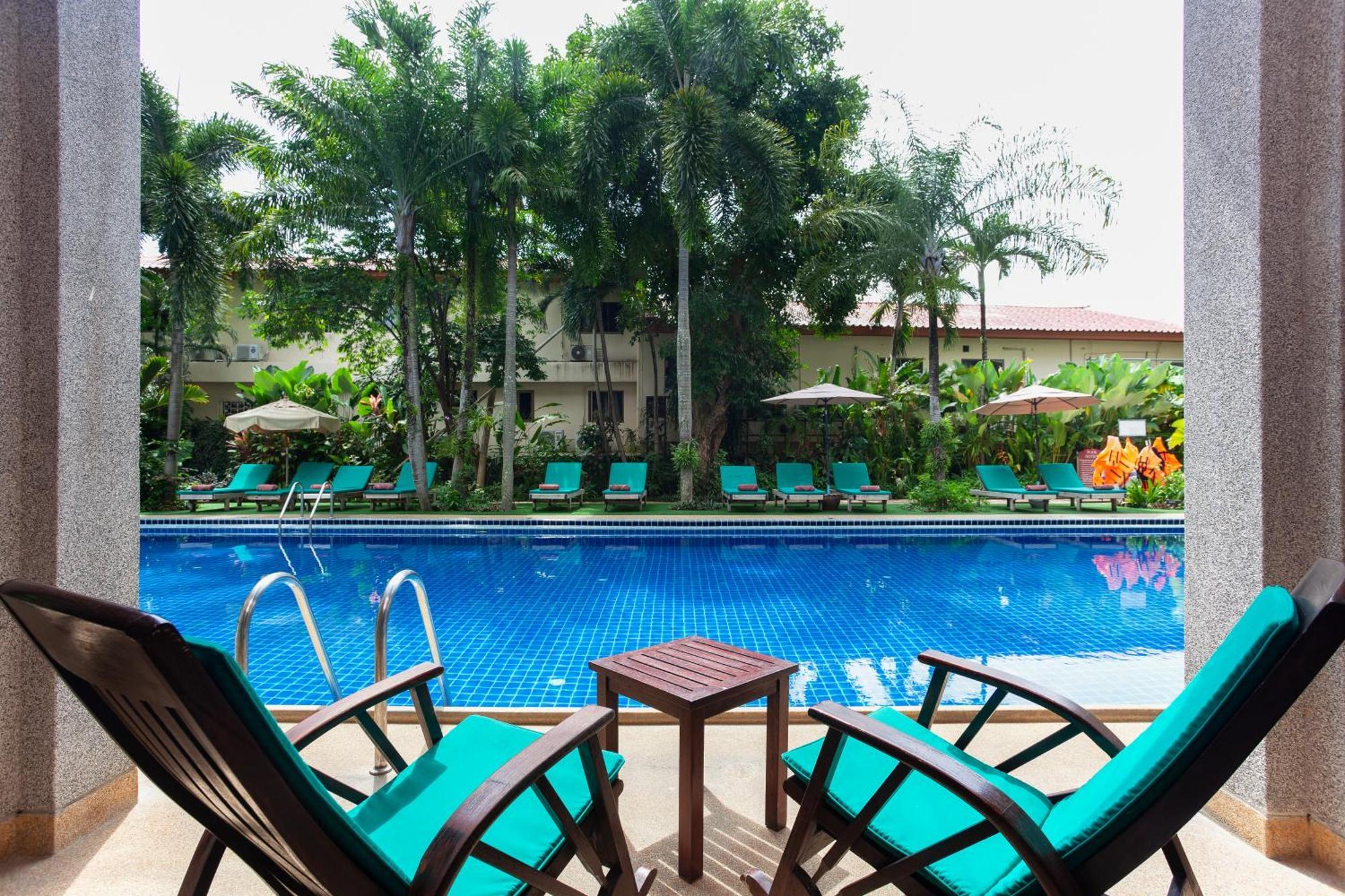 Thanthip Beach Resort Patong Exterior foto