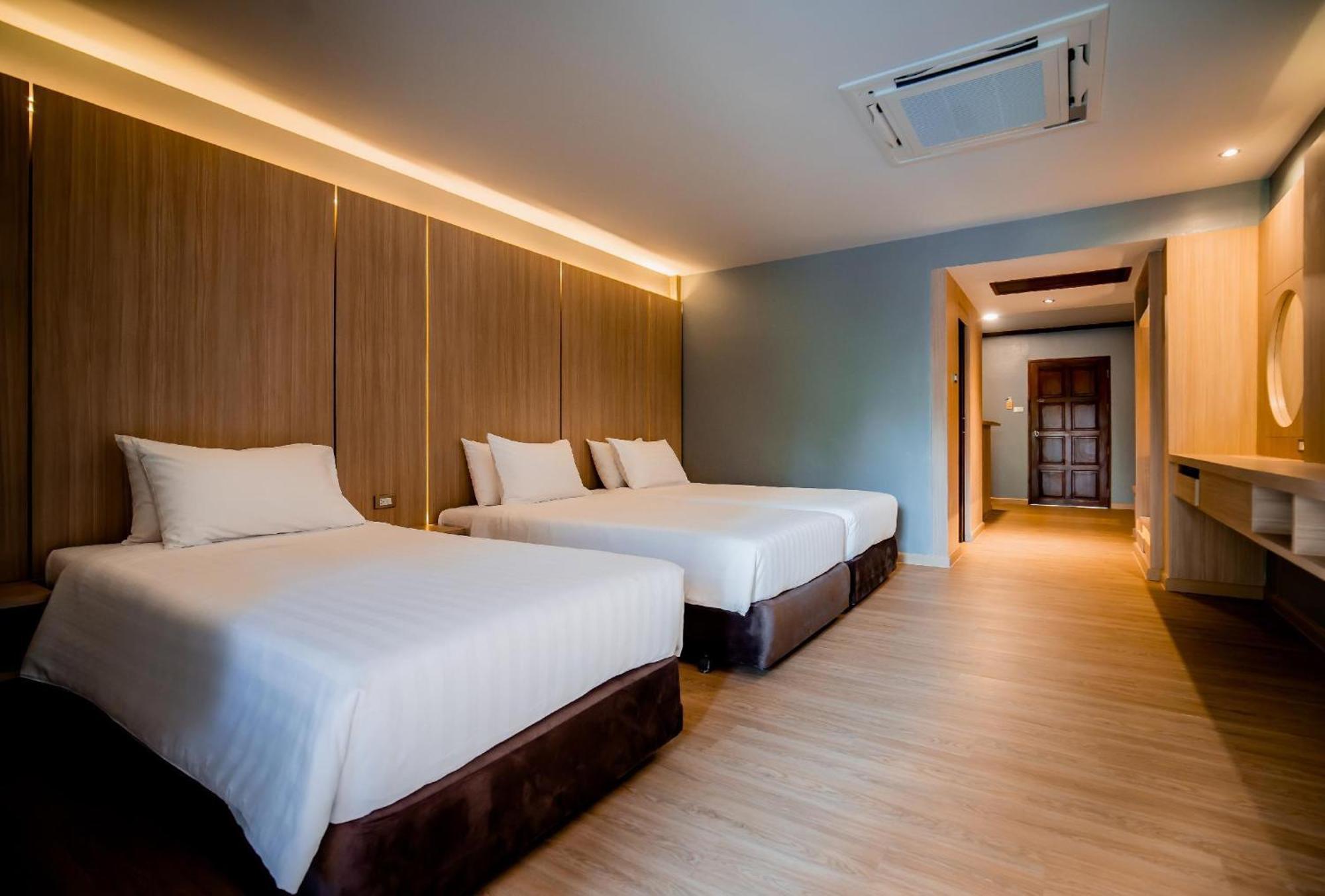 Thanthip Beach Resort Patong Zimmer foto
