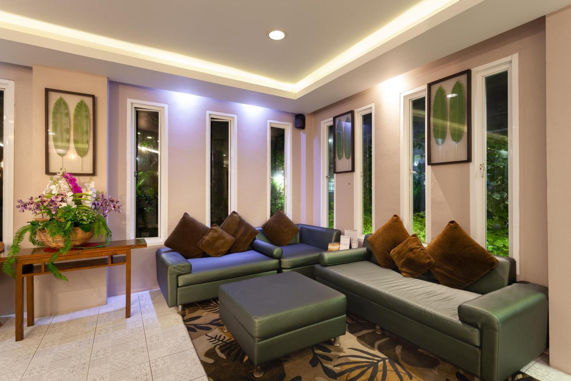 Thanthip Beach Resort Patong Exterior foto